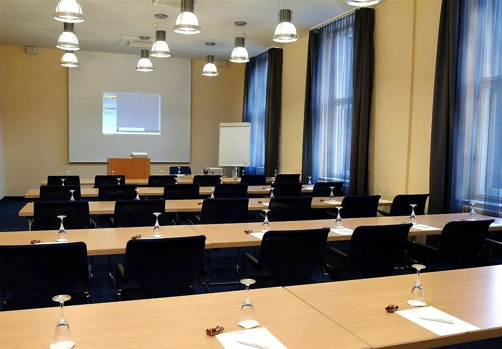 Intercityhotel Muenchen 4*, Μόναχο