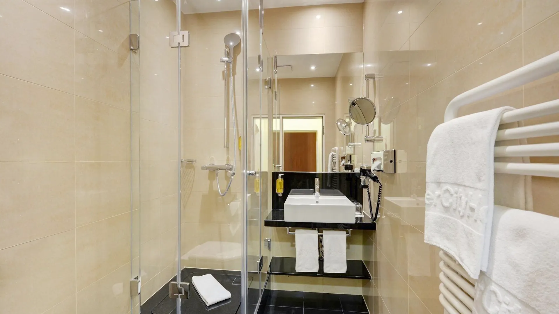**** Hotel Intercityhotel Muenchen Germany